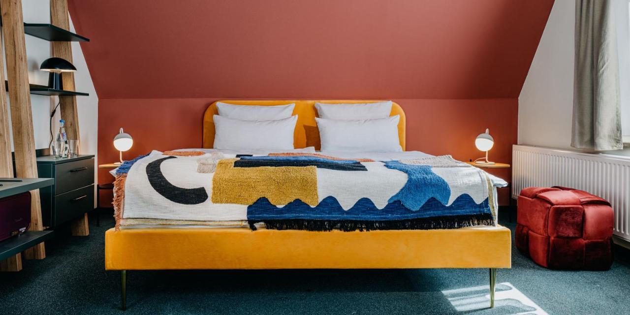 Boutique-Hotel Zur Alten Post - Stammhaus 比苏姆 外观 照片